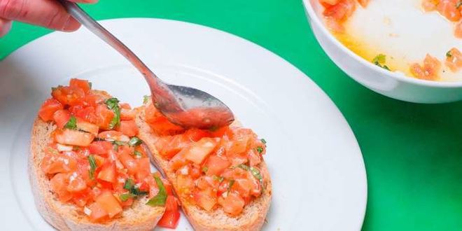 Рецепт брускетты с лососем