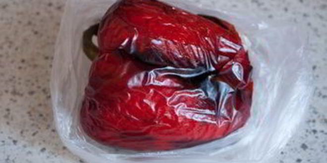 Рецепт брускетты с печеным перцем и фетой