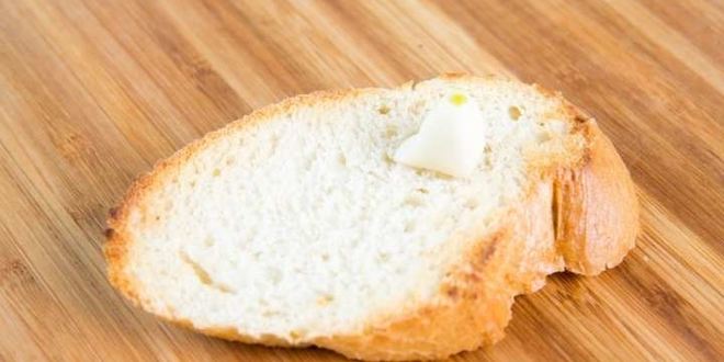 Рецепт брускетты с помидорами и базиликом