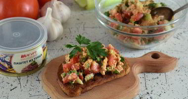 Рецепт Брускетты с тунцом и сельдереем