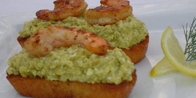 Рецепт зеленой брускетты с креветками