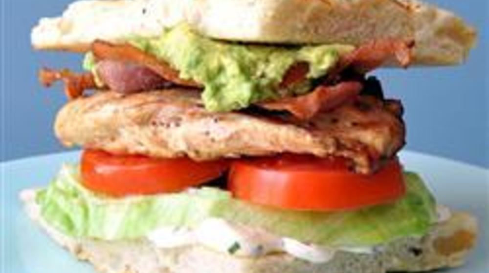 Как приготовить австралийский гамбургер с куриной грудкой