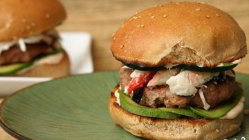 Рецепт Бургеров с говядиной и крабовым мясом