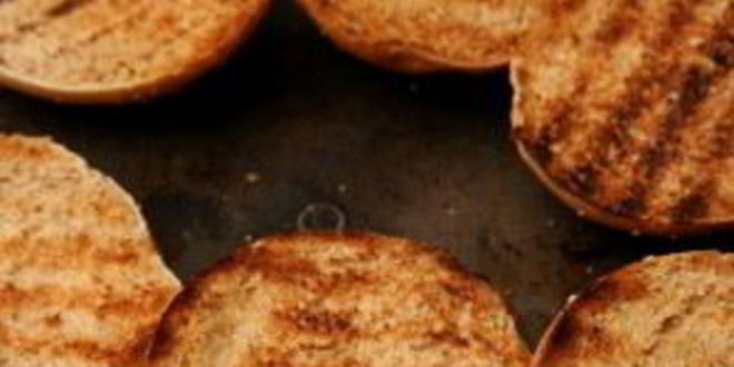 Рецепт бургеров с говядиной и крабовым мясом