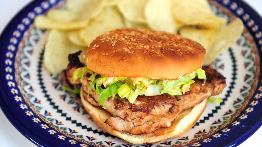 Как приготовить чикенбургер