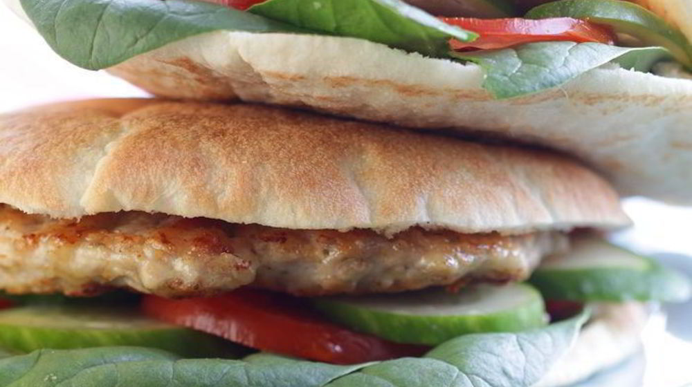 Как приготовить домашние гамбургеры с куриными котлетками