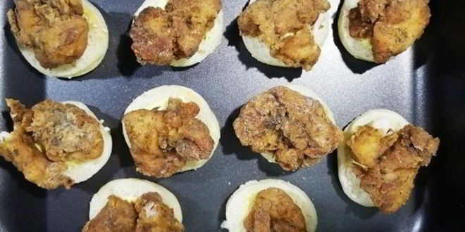 Рецепт фуршетных мини-бургеров с курицей фри