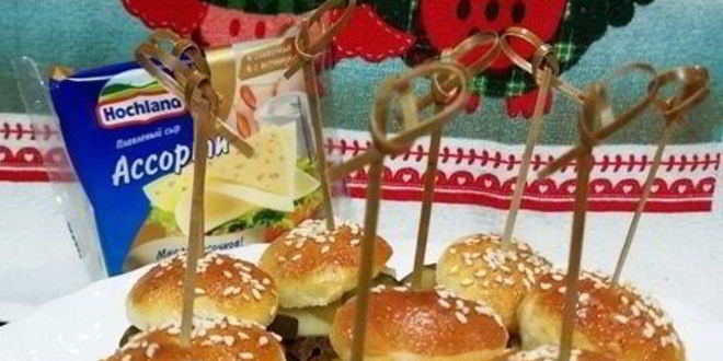 Рецепт фуршетных мини-бургеров с курицей фри