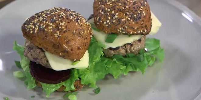 Рецепт гамбургера на австралийский лад