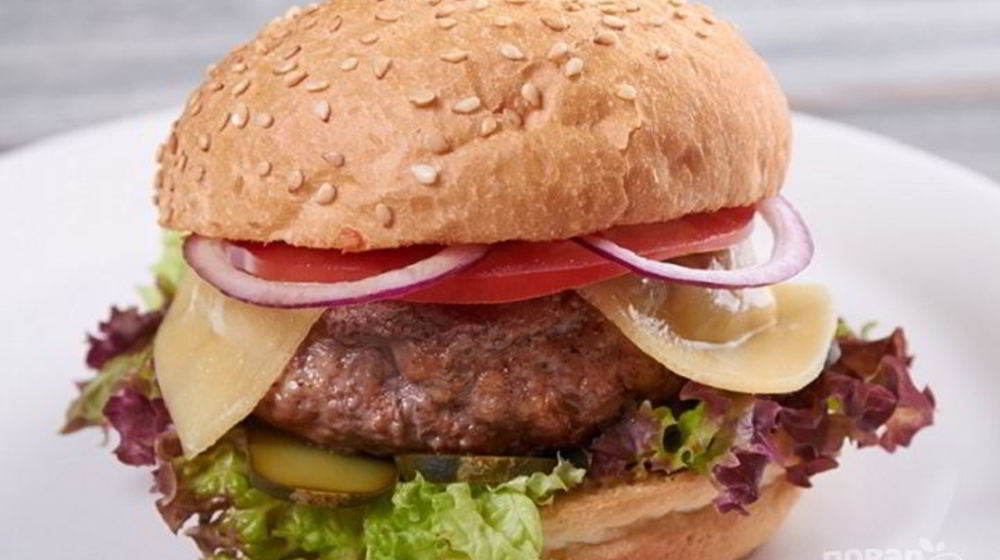 Как приготовить классический американский бургер