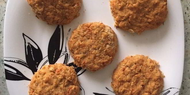 Рецепт постного бургера с котлетой из нута и свекольным соусом