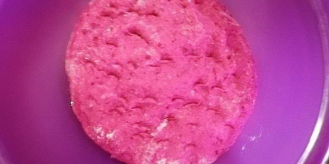 Рецепт розового бургера с нежнейшей котлетой