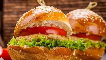 Рецепт Сочных куриных бургеров