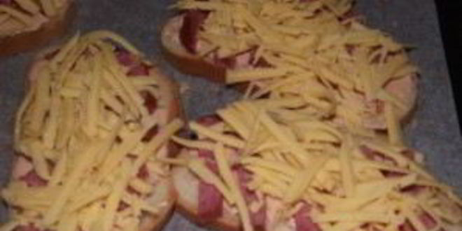 Рецепт бутербродов с колбасой жареные