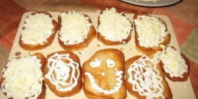 Рецепт бутербродов с яйцом и чесноком