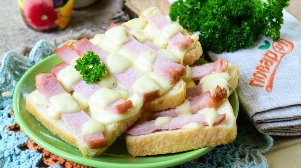 Как приготовить горячие бутерброды шахматы