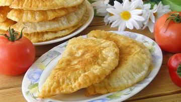 Рецепт Чебуреков из слоеного бездрожжевого теста