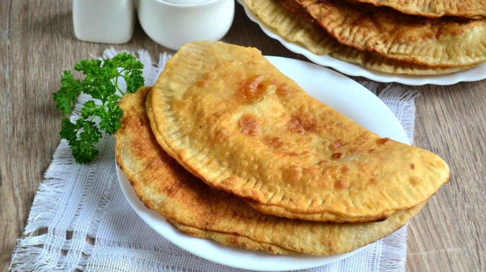 Как приготовить чебуреки классические