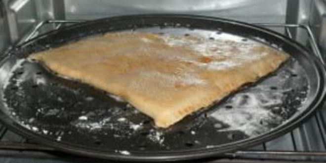 Рецепт чебуреков с колбасой