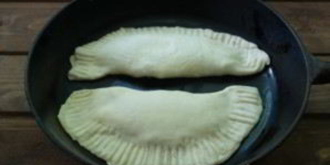 Рецепт чебуреков с творогом и зеленью