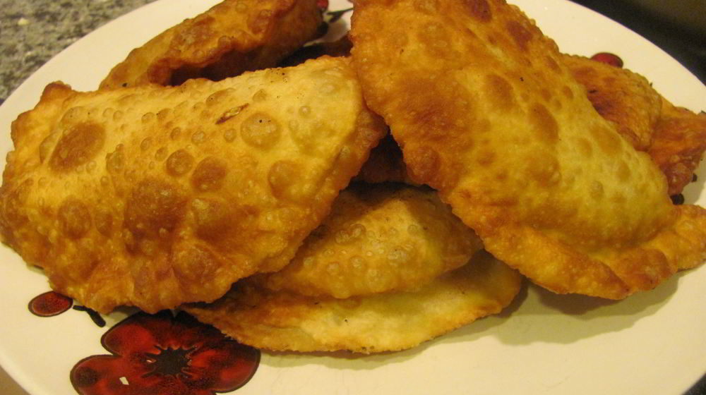 Как приготовить чебуреки вкусные