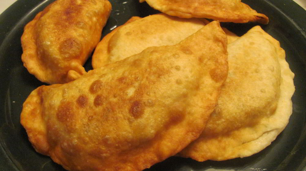 Как приготовить чебуреки