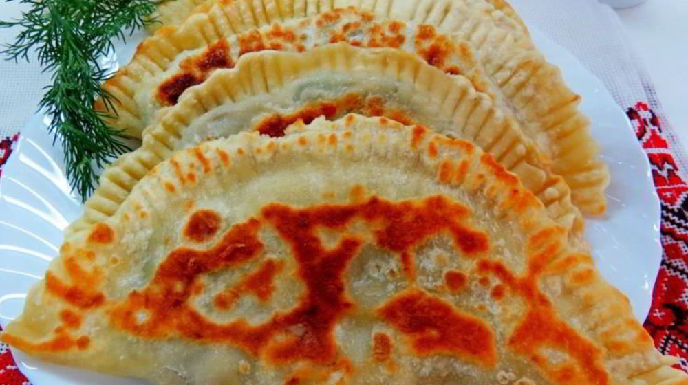 Как приготовить постные чебуреки с картофелем и грибами