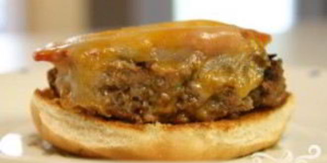Рецепт чизбургеров с говядиной, беконом и сыром