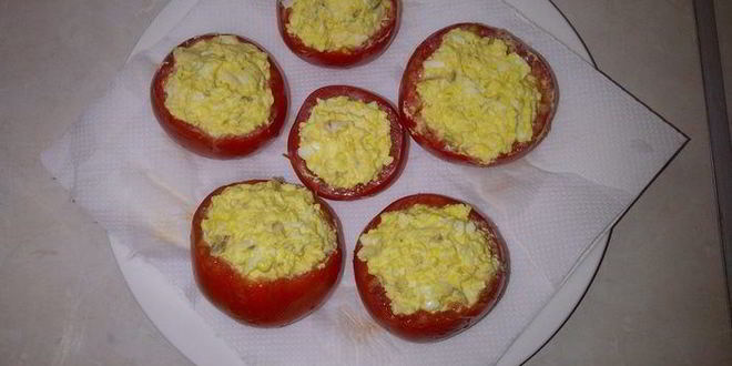 Рецепт фаршированных помидорчиков — прекрасной летней закуски