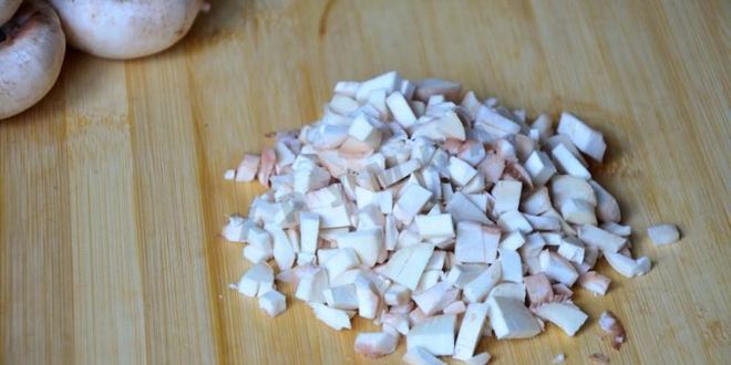 Рецепт фаршированных шампиньонов с помидорами в духовке