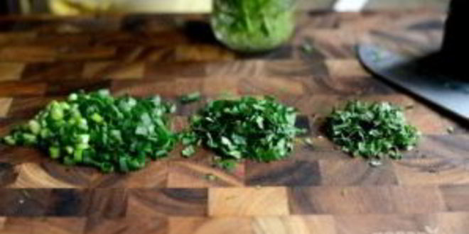 Рецепт фаршированных вареных яиц