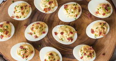 Рецепт Фаршированных яиц с беконом