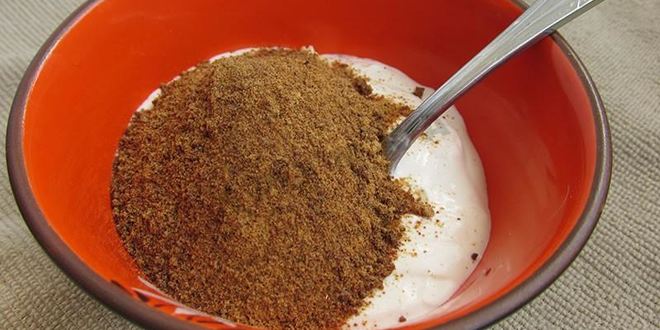 Рецепт фаршированных яиц с рулетиками из малосольной кильки