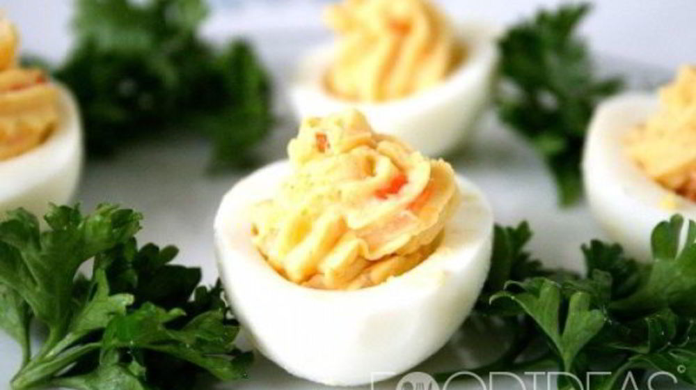 Как приготовить фаршированные яйца с сыром