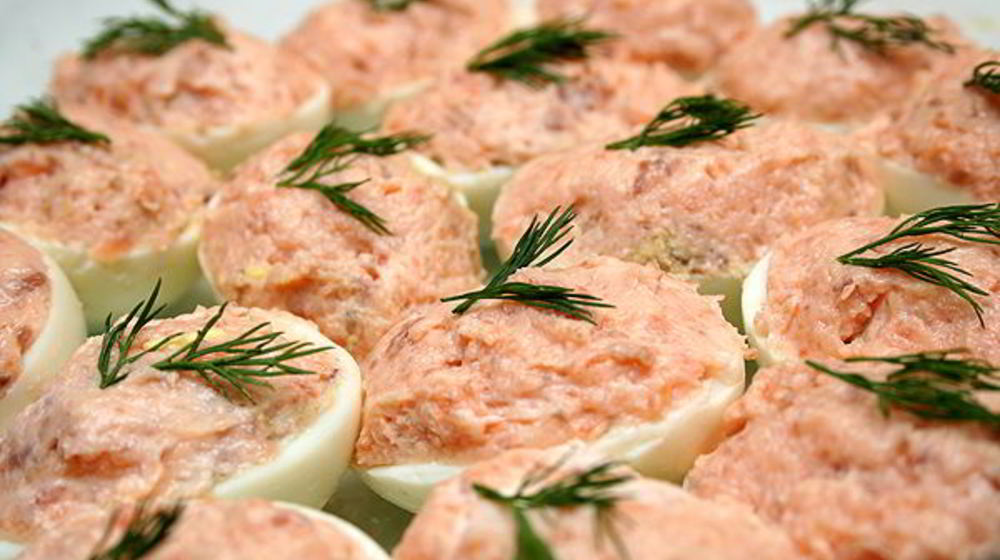 Как приготовить фаршированные яйца