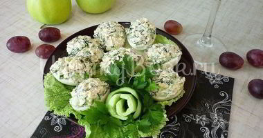 Рецепт Яиц, фаршированных тунцом и свежим огурцом