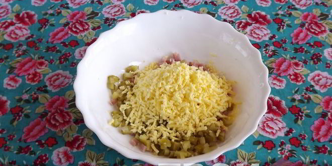 Рецепт яиц, фаршированных ветчиной