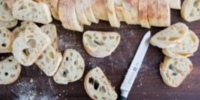 Рецепт гренков с колбасой