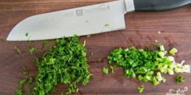 Рецепт гренков с колбасой