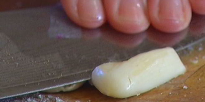 Рецепт гренков с селедочным маслом