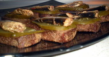 Рецепт Гренков с шпротами