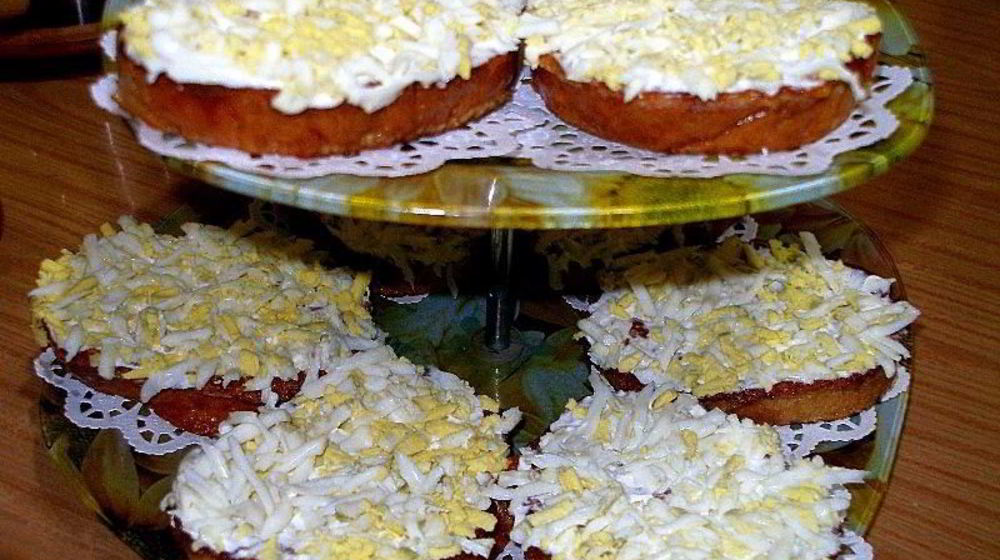 Как приготовить гренки в яйце и с яйцом