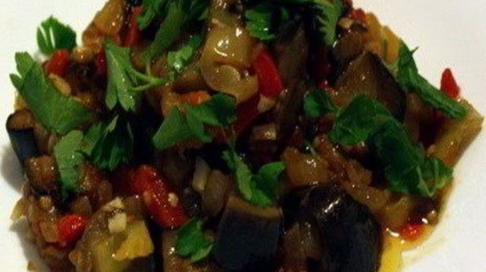 Как приготовить баклажанную икру