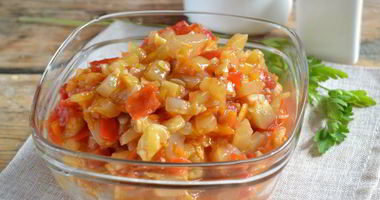 Рецепт Икры кабачковой с перцем и помидорами