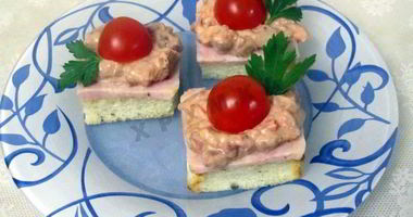 Рецепт Канапе Делис с ветчиной и фасолью