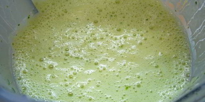 Рецепт канапе из блинчиков с сосисками и помидорками черри