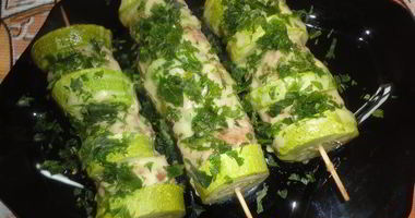 Рецепт Канапе из фарша и кабачков