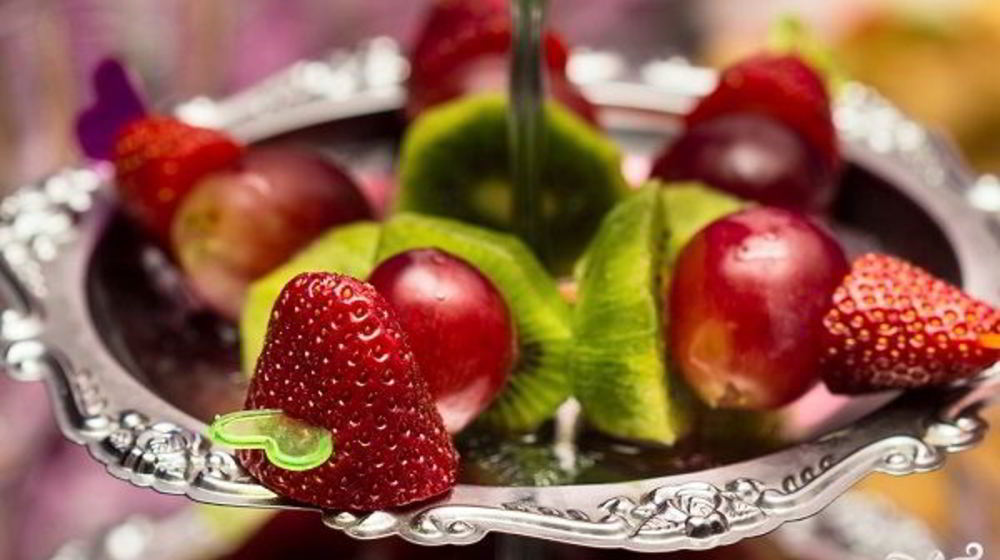 Как приготовить канапе из фруктов на шпажках