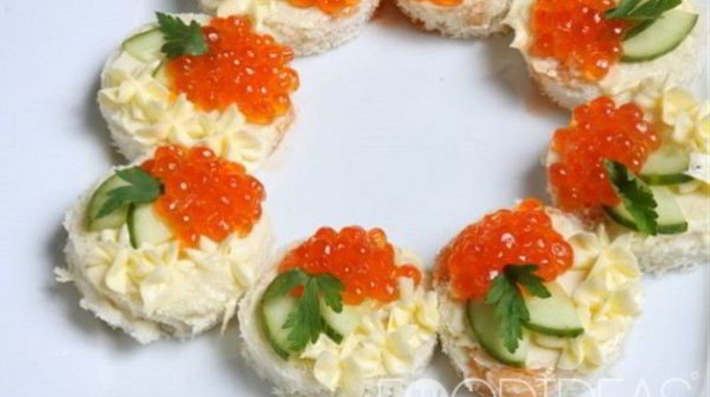 Как приготовить канапе с икрой