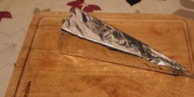 Рецепт канапе с колбасой и сыром